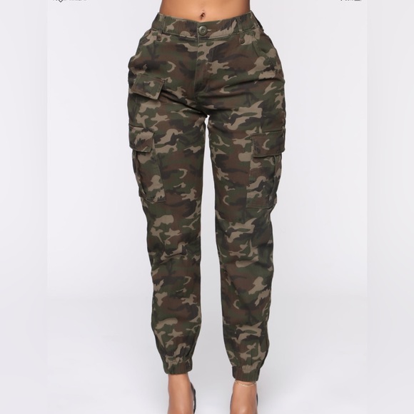 Fashion nova camo joggers 3x - Picture 2 of 4